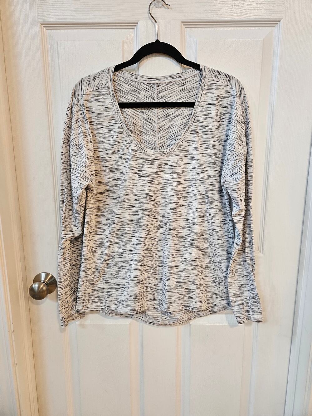 Lululemon Meant To Move Long Sleeve Scoop Neck Space Dye Tiger Black White Sz 10
